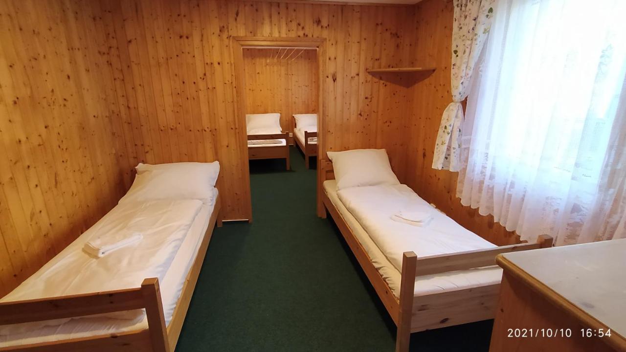 Penzion U Rybnika Mariánská エクステリア 写真